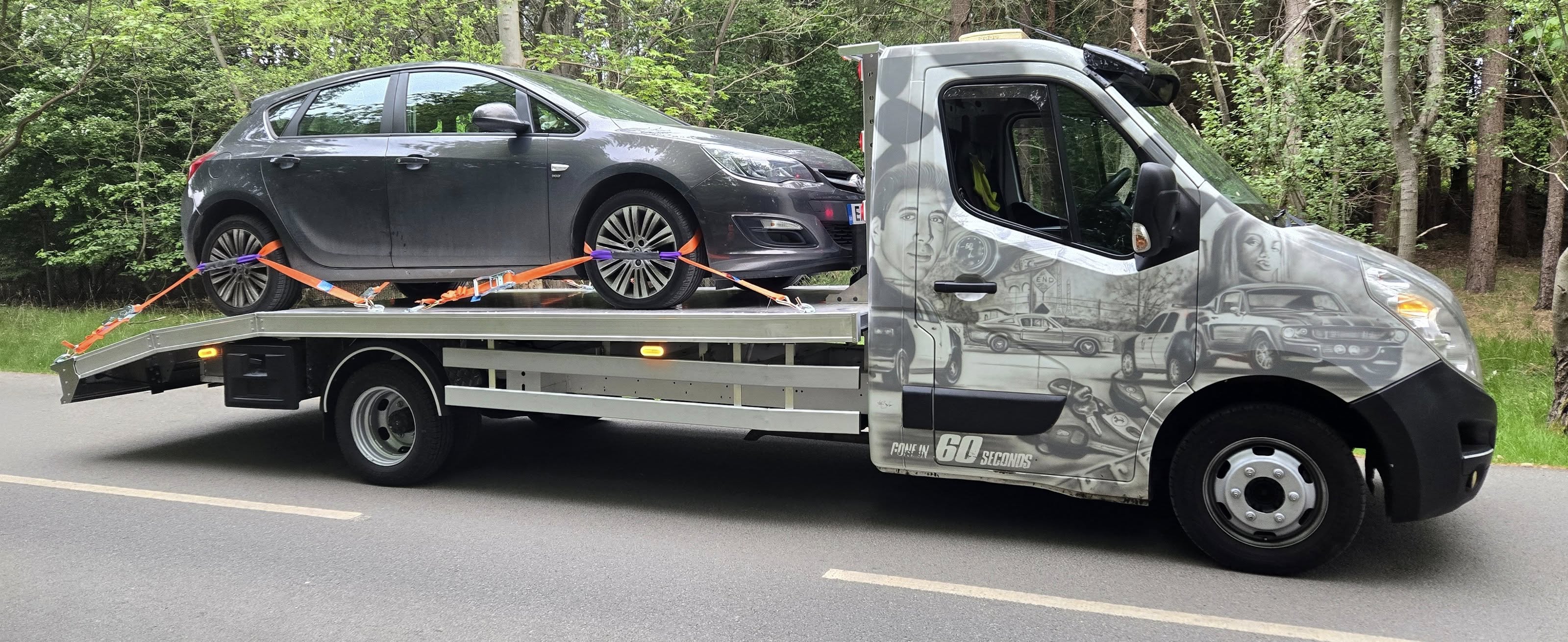 Flatbed Recovery Truck